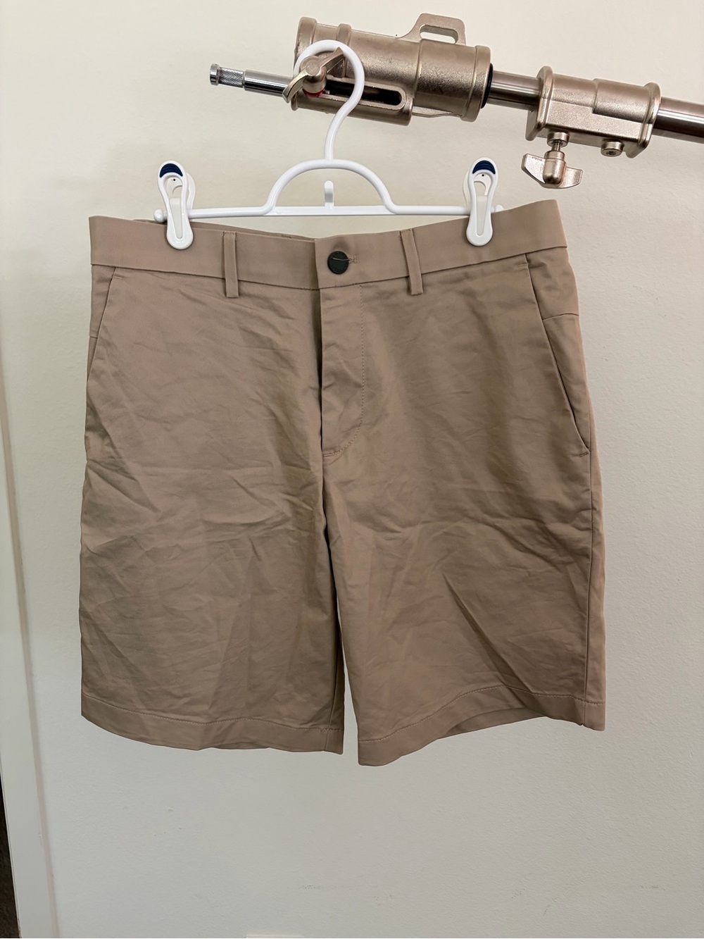 Banana Republic Men's Classic Chino Shorts - Tan